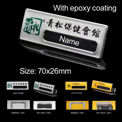 Goede prijs. Op maat gemaakte aluminium legering epoxy naam badges merknaam tags met naam venster online